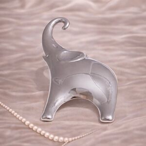 Elephant Luck Stainless Steel Waterproof Brooch